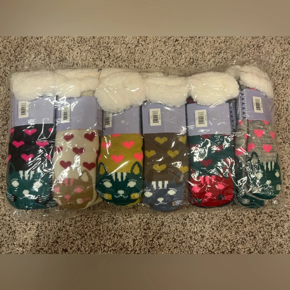 NEW Heat Trendz Sherpa Super Deluxe Lined Socks One size fits all pack 12